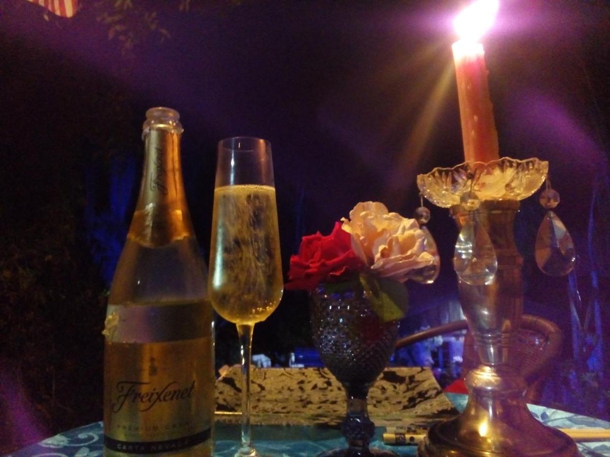 فندق La Petite France نوفا بتروبوليس المظهر الخارجي الصورة